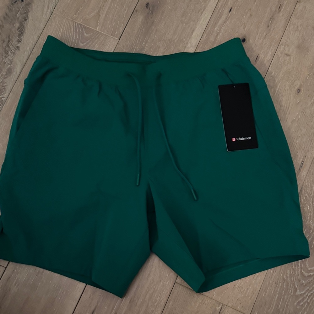 lululemon athletica Men's Kelly Green Athletic Shorts